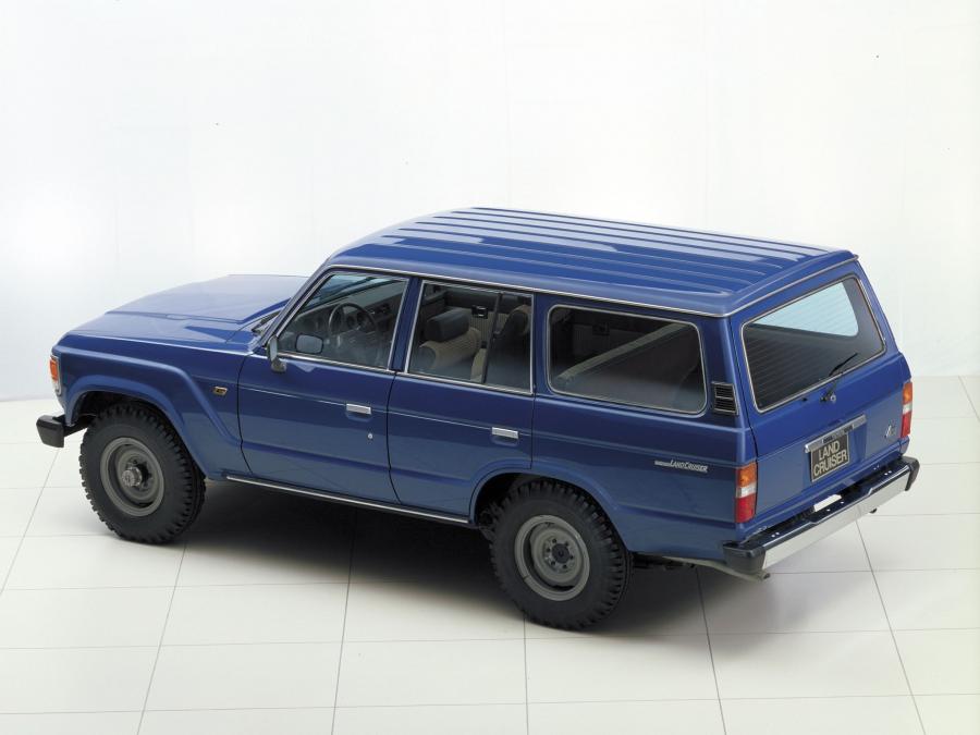  Toyota Land Cruiser 60 Wagon 1980 года  (фото 2 из 18)